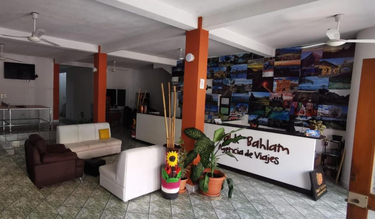 Hostal Tah Itza Flores Exterior foto